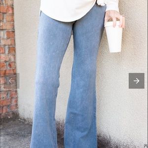 All American flare leggings